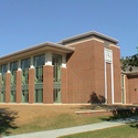Donnelley and Lee Library :: Lake Forest College